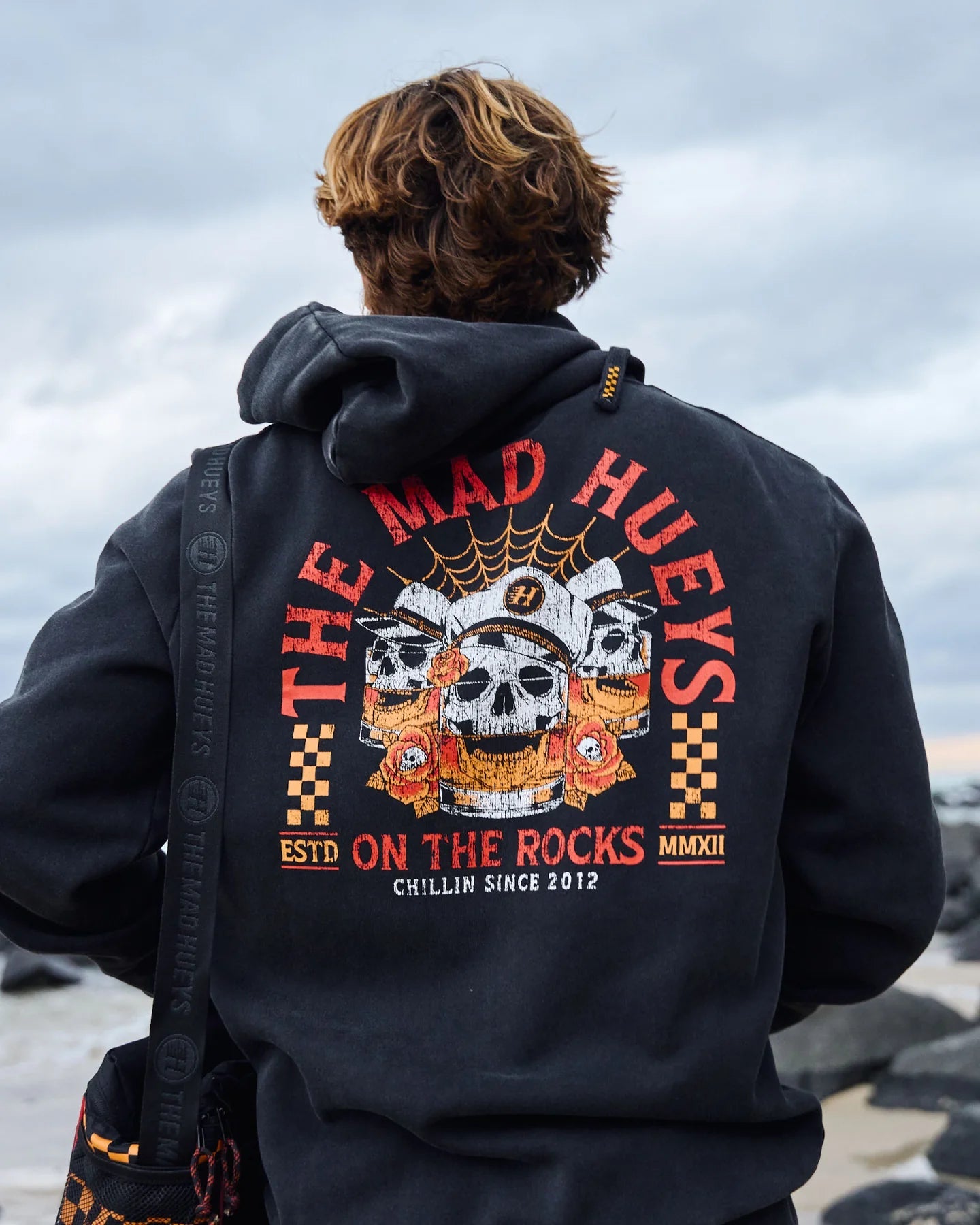 TRIPLE ON THE ROCKS | HOODED PULLOVER - The Mad HueysH226M08007-WASHED BLACK-S