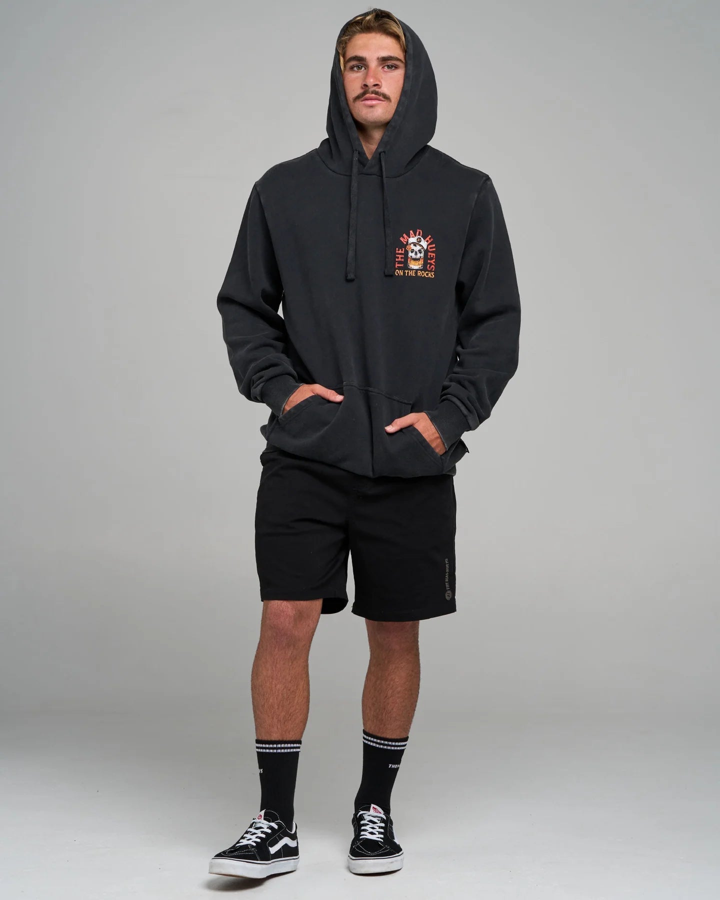 TRIPLE ON THE ROCKS | HOODED PULLOVER - The Mad HueysH226M08007-WASHED BLACK-S