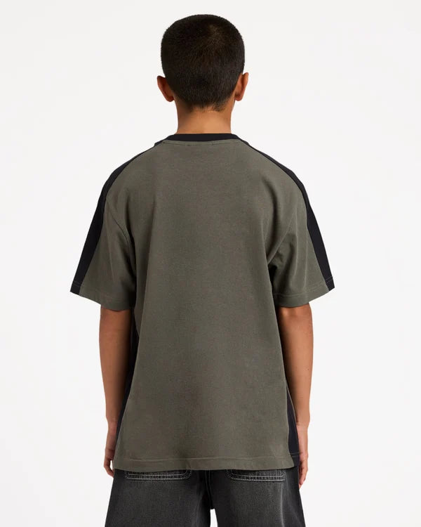 BOYS SPEC ICONIC SS