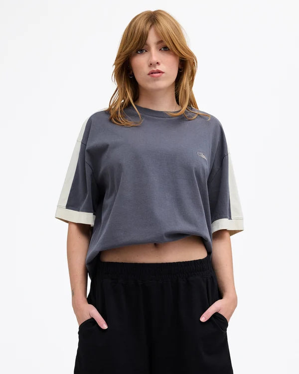AV-2 KNIT TOP