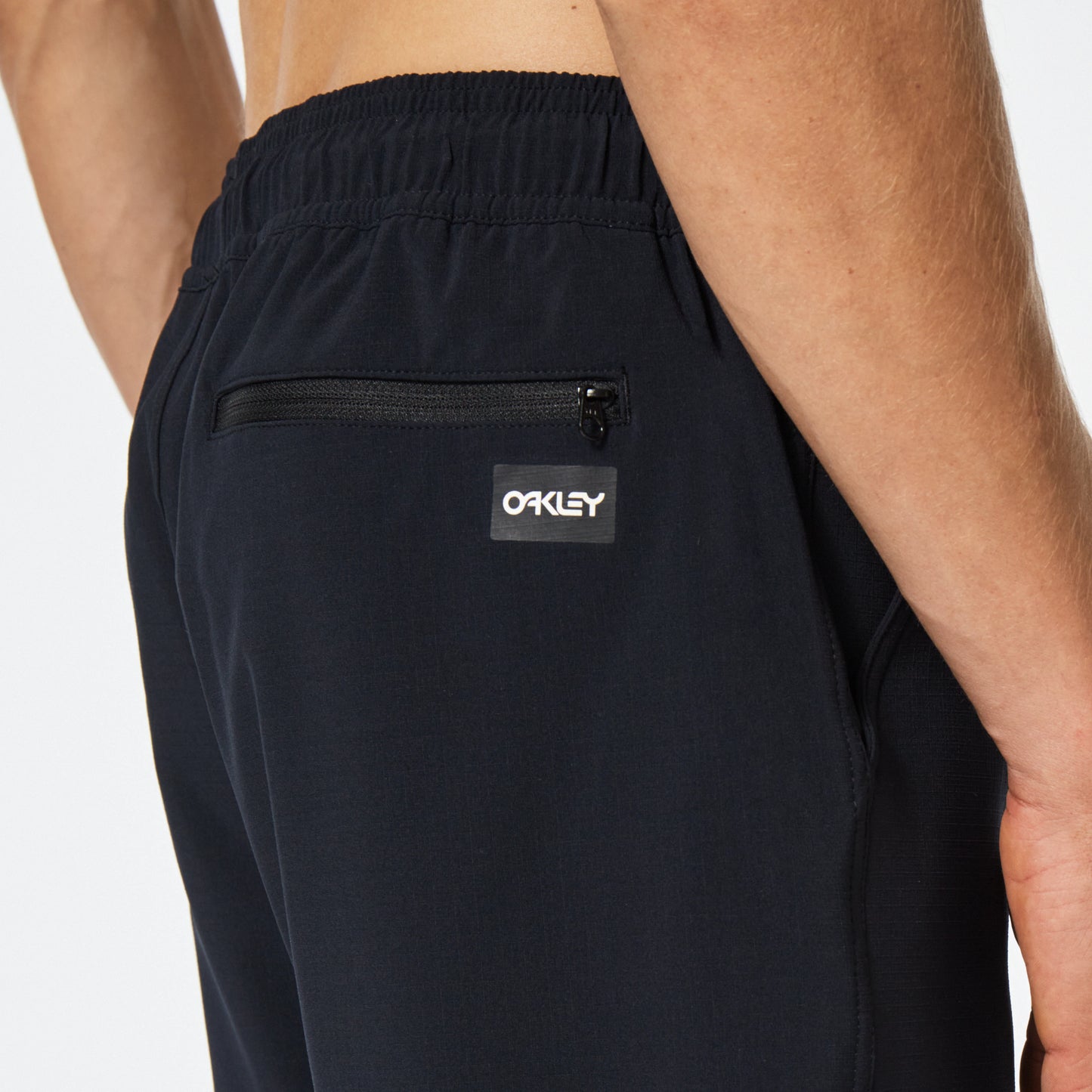 Transport Hybrd Pkble Short 19