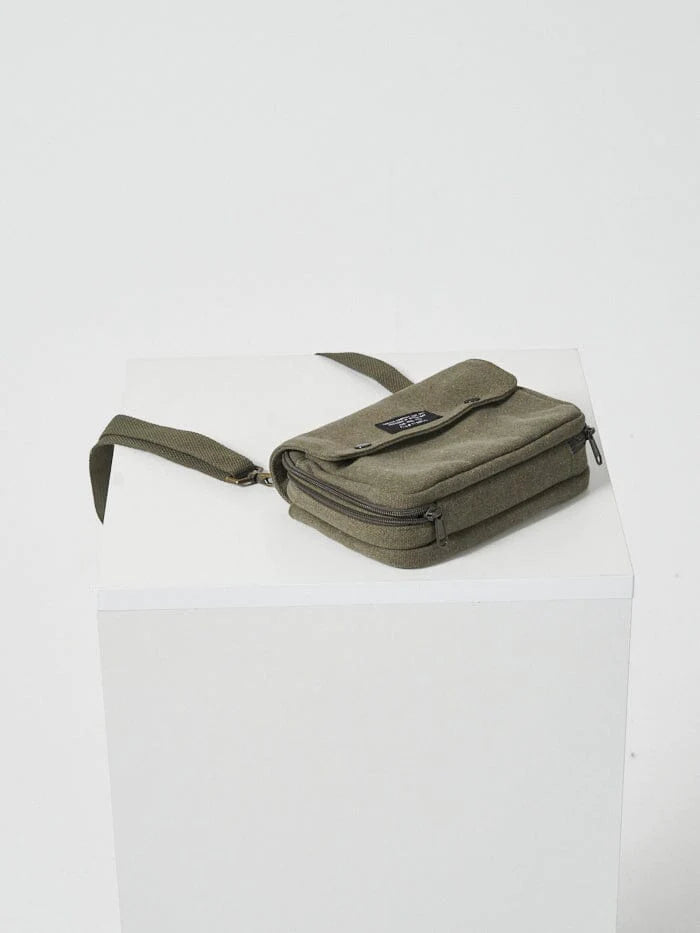 Century Shoulder Pouch